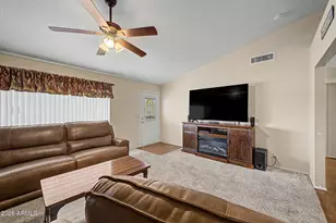 8239 E Navarro Ave, Mesa, AZ 85209 - Photo 10