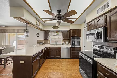 8239 E Navarro Avenue, Mesa, AZ 85209 - Photo 16