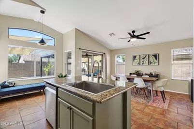 14911 W Port Royale Lane, Surprise, AZ 85379 - Photo 28