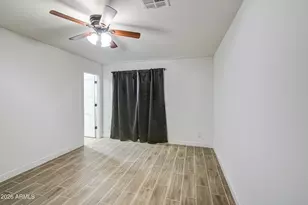 8002 N 42nd Ave, Phoenix, AZ 85051 - Photo 16