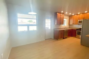 2340 E Turney Ave, Phoenix, AZ 85016 - Photo 8