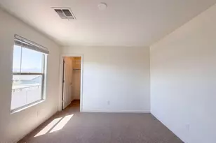 3325 W Dunbar Dr, Phoenix, AZ 85041 - Photo 20