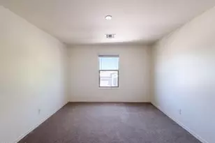 3325 W Dunbar Dr, Phoenix, AZ 85041 - Photo 16