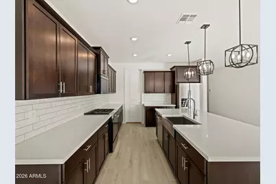 17758 W Illini Street, Goodyear, AZ 85338 - Photo 2