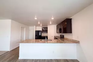 461 W Pintail Dr, Casa Grande, AZ 85122 - Photo 2