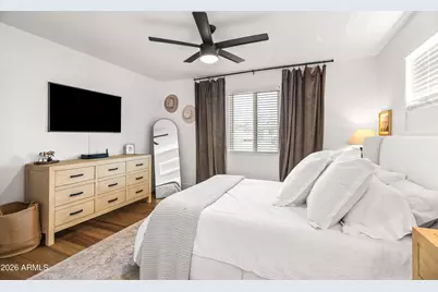 901 E Berridge Lane, Phoenix, AZ 85014 - Photo 14