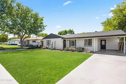 901 E Berridge Lane, Phoenix, AZ 85014 - Photo 1
