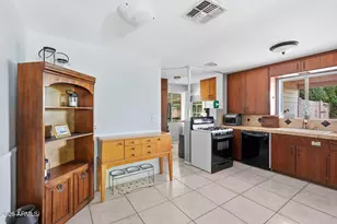3609 N 40th St, Phoenix, AZ 85018 - Photo 20