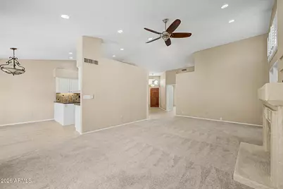 284 W Vera Lane, Tempe, AZ 85284 - Photo 8