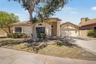 284 W Vera Lane, Tempe, AZ 85284 - Photo 2