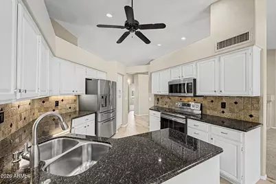 284 W Vera Lane, Tempe, AZ 85284 - Photo 12
