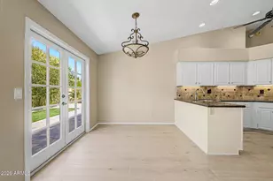 284 W Vera Ln, Tempe, AZ 85284 - Photo 10