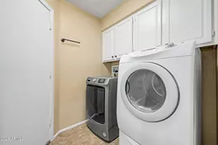 284 W Vera Ln, Tempe, AZ 85284 - Photo 30