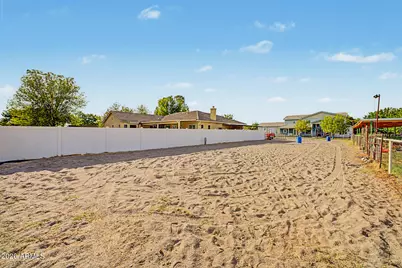 2233 E Park Avenue, Gilbert, AZ 85234 - Photo 54