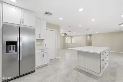 2329 E Enrose Street, Mesa, AZ 85213 - Photo 8