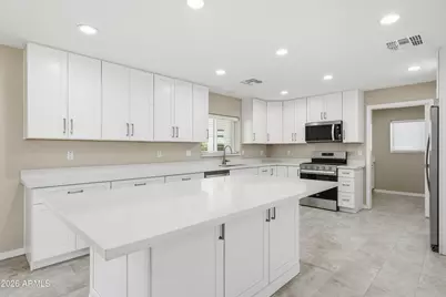2329 E Enrose Street, Mesa, AZ 85213 - Photo 6