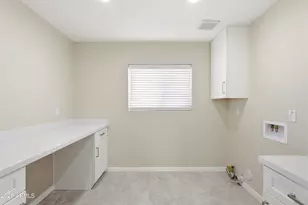 2329 E Enrose St, Mesa, AZ 85213 - Photo 30
