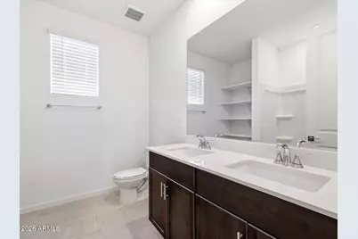 17752 W Illini Street, Goodyear, AZ 85338 - Photo 10