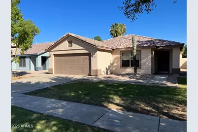 434 W Fabens Lane, Gilbert, AZ 85233 - Photo 2