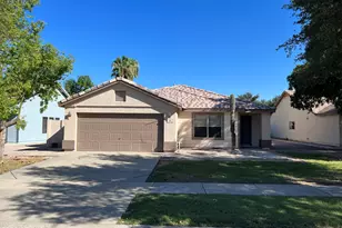 434 W Fabens Ln, Gilbert, AZ 85233 - Photo 1