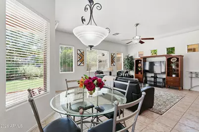 2015 W Olive Way, Chandler, AZ 85248 - Photo 10