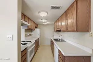 4256 N 82nd St, Scottsdale, AZ 85251 - Photo 6