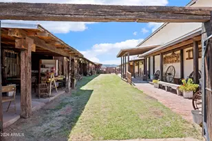 905 Ghost Town Trail, Pearce, AZ 85625 - Photo 32