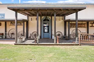 905 Ghost Town Trail, Pearce, AZ 85625 - Photo 2