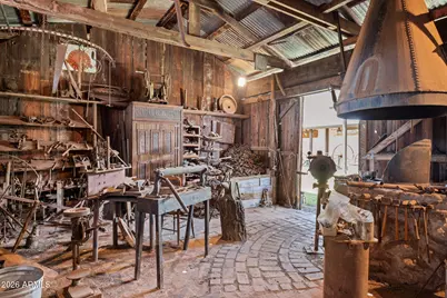 905 Ghost Town Trail, Pearce, AZ 85625 - Photo 42
