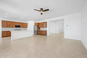 33259 N Zinfandel St, San Tan Valley, AZ 85143 - Photo 2