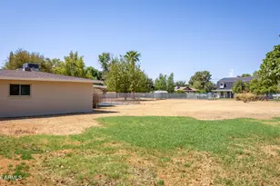 8018 W Acoma Dr, Peoria, AZ 85381 - Photo 28