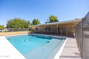 8018 W Acoma Dr, Peoria, AZ 85381 - Photo 22
