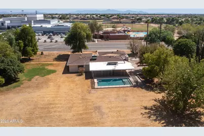 8018 W Acoma Drive, Peoria, AZ 85381 - Photo 32