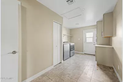 5111 W Greenway Road, Glendale, AZ 85306 - Photo 22