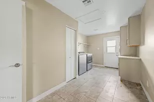 5111 W Greenway Rd, Glendale, AZ 85306 - Photo 22
