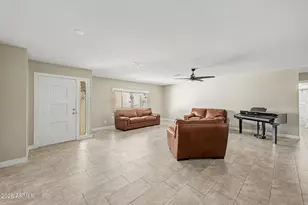 5111 W Greenway Rd, Glendale, AZ 85306 - Photo 4