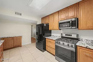 11101 W Virgo Ct, Sun City, AZ 85351 - Photo 12