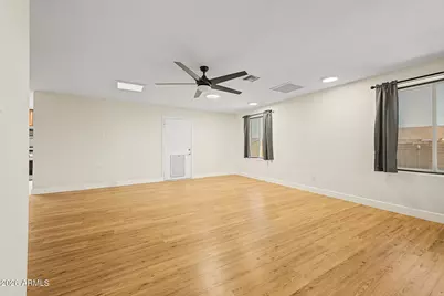 11101 W Virgo Court, Sun City, AZ 85351 - Photo 20