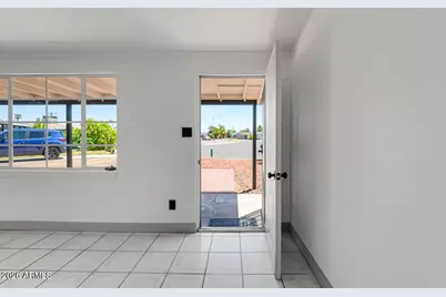 12018 N 113th Drive, Youngtown, AZ 85363 - Photo 6