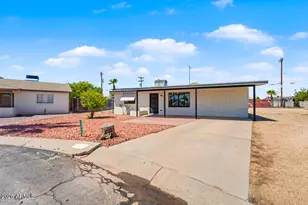 12018 N 113th Dr, Youngtown, AZ 85363 - Photo 4