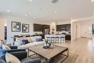 8014 W Rowel Rd, Peoria, AZ 85383 - Photo 6