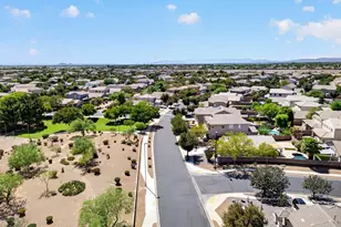 2877 E Crescent Way, Gilbert, AZ 85298 - Photo 46