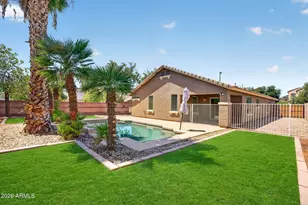2877 E Crescent Way, Gilbert, AZ 85298 - Photo 4