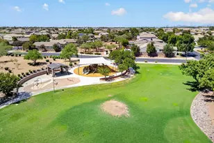 2877 E Crescent Way, Gilbert, AZ 85298 - Photo 42
