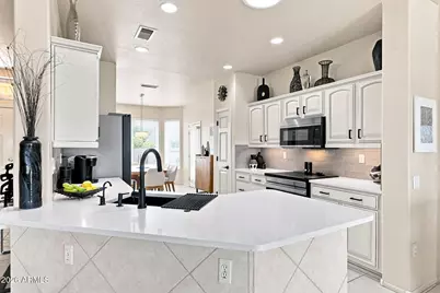 15359 W Robertson Drive, Sun City West, AZ 85375 - Photo 10