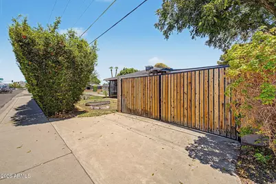 3801 E Amelia Avenue, Phoenix, AZ 85018 - Photo 34