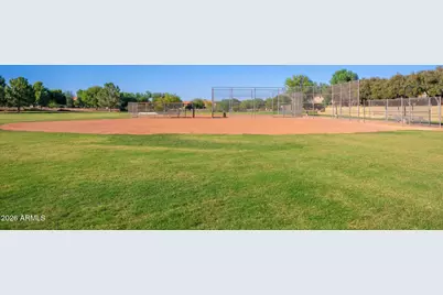 733 E Lark Street #202, Gilbert, AZ 85297 - Photo 34