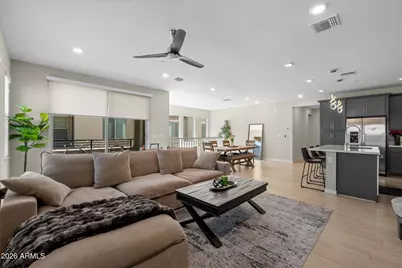 733 E Lark Street #202, Gilbert, AZ 85297 - Photo 6