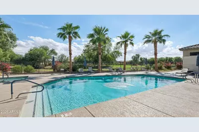 733 E Lark Street #202, Gilbert, AZ 85297 - Photo 28