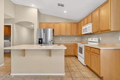 42059 W Cheyenne Drive, Maricopa, AZ 85138 - Photo 8